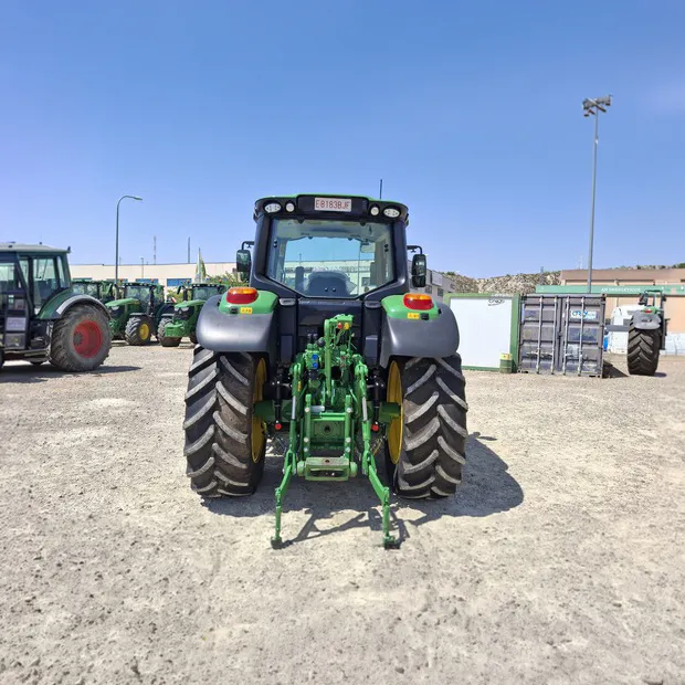 tractor_4.webp